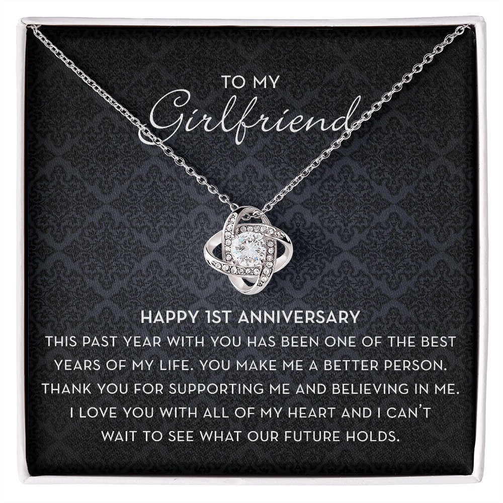 Buy anniversary gifts for boyfriend, girlfriend online in India- Presto