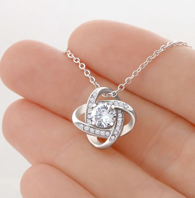 Girlfriend Necklace - Gift Necklace for Fiancée or Future Wife – KindPaw  Online